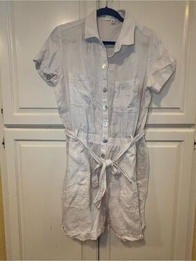 cloth & stone by Anthropologie cream Short-Sleeve Button Romper.Large. 100%linen